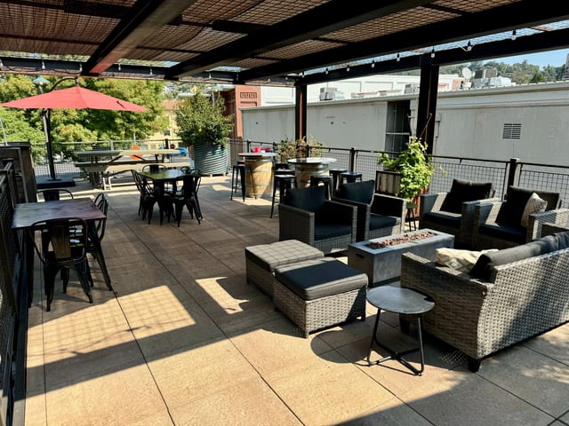 Sky Lounge